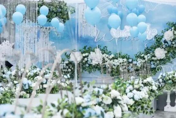 ���糡�ؼ۸������һ�����񵽵���Ҫ����Ǯ��